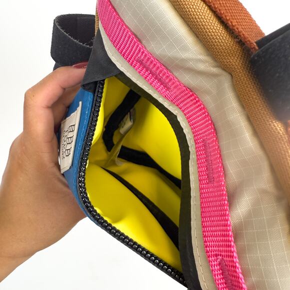 Topo Designs Frame Bike Bag Blue Pink Unisex - Picture 5 of 8